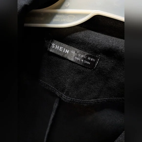 Classy Chic Black Women's Blazer - Picture 3 of 6